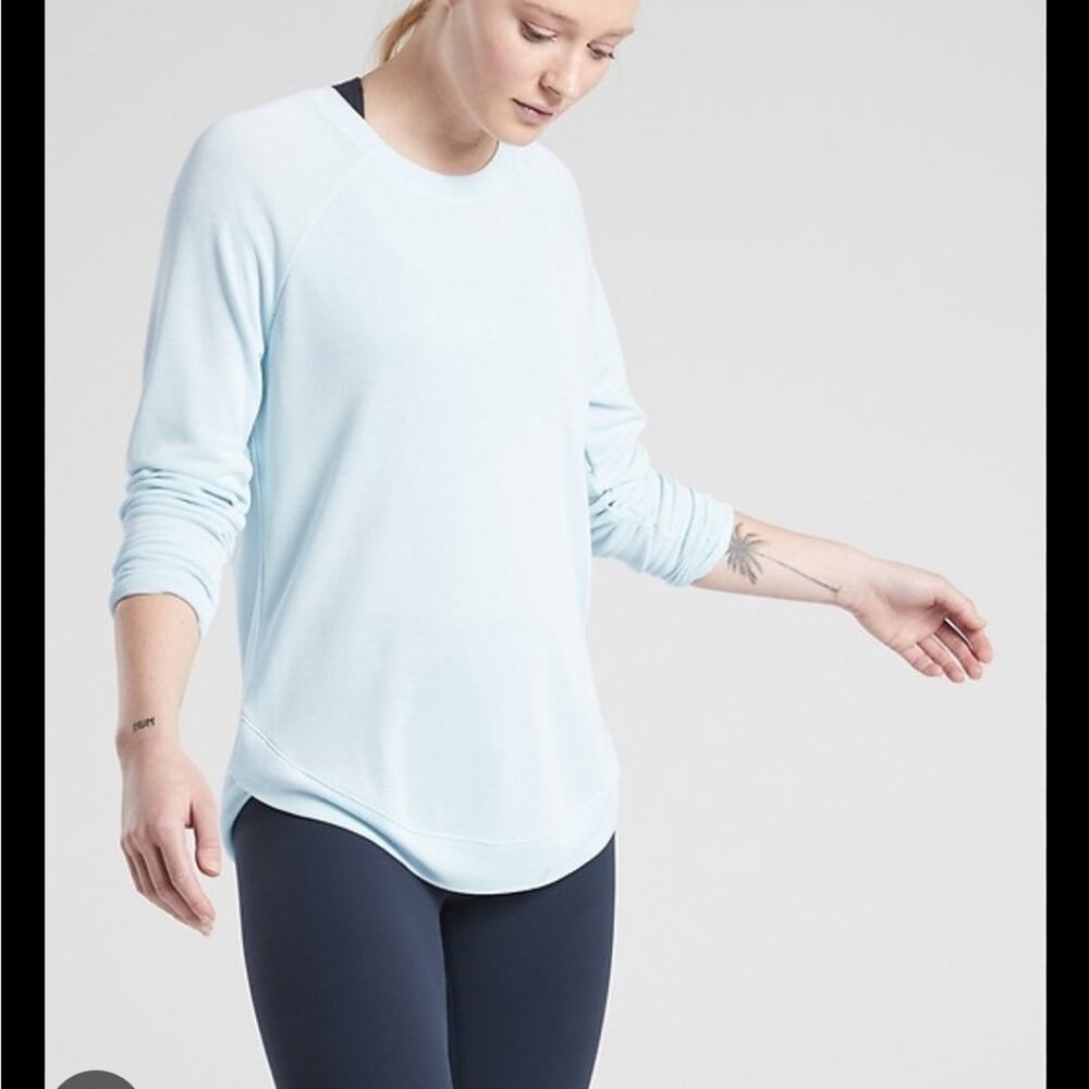 Athleta‎ SERENE MINDSET SWEATSHIRT Ethereal Blue Modal